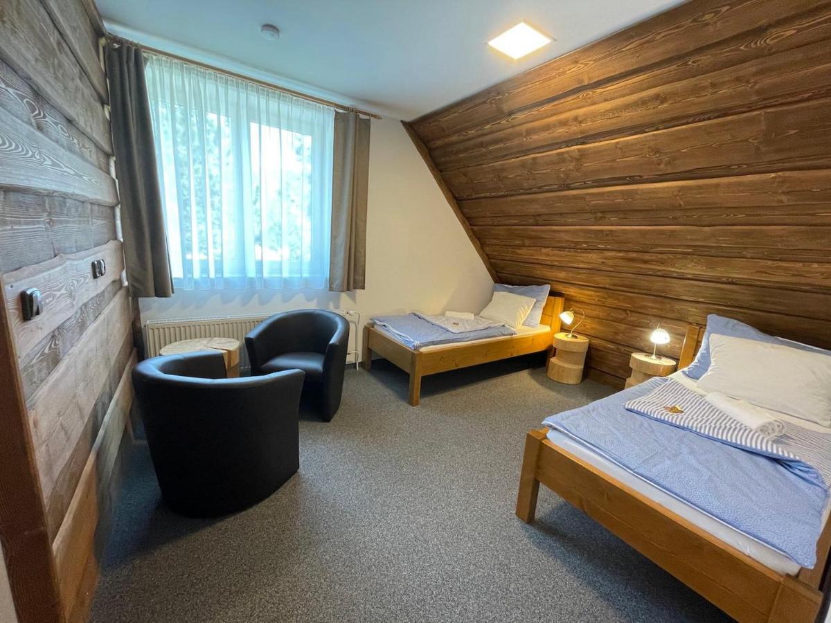 Hotel Kristian Kubova Huť 외부 사진