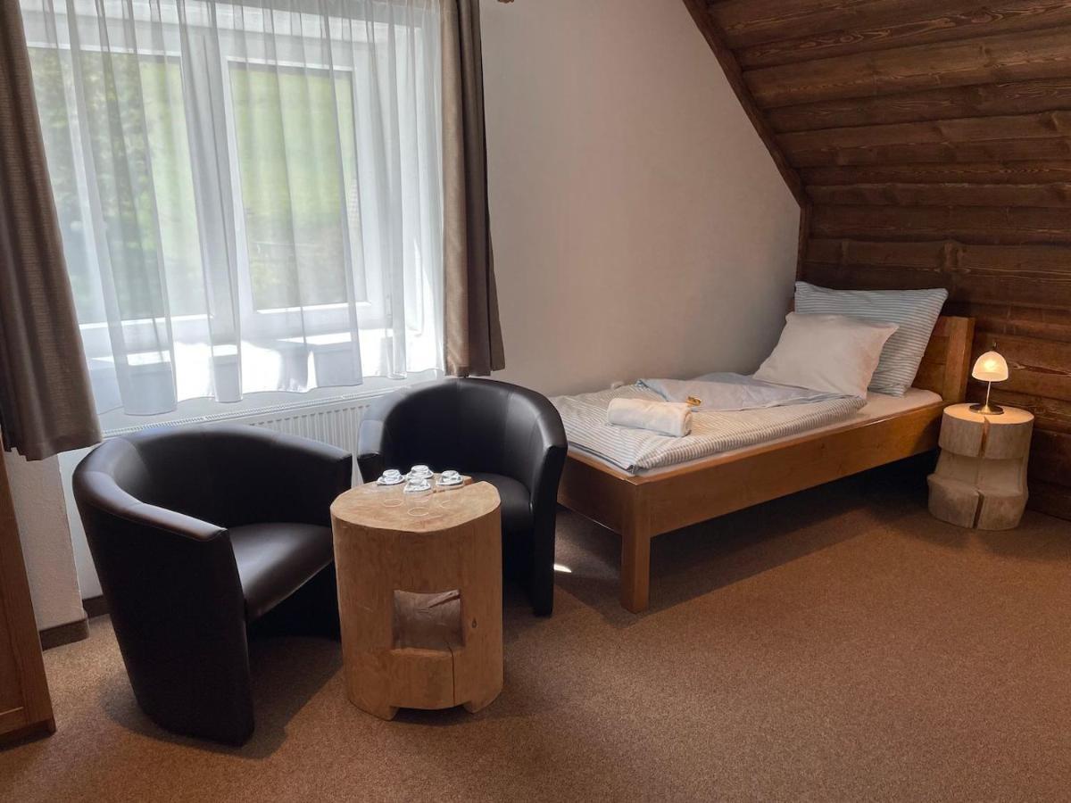 Hotel Kristian Kubova Huť 외부 사진