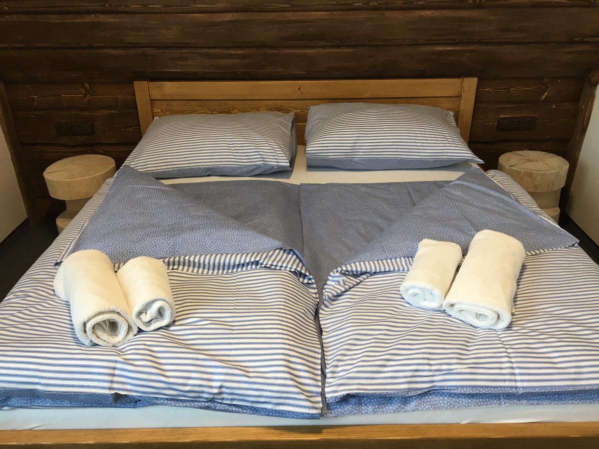 Hotel Kristian Kubova Huť 외부 사진